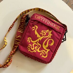 Gryffindor Crossbody Bag Universal Studios